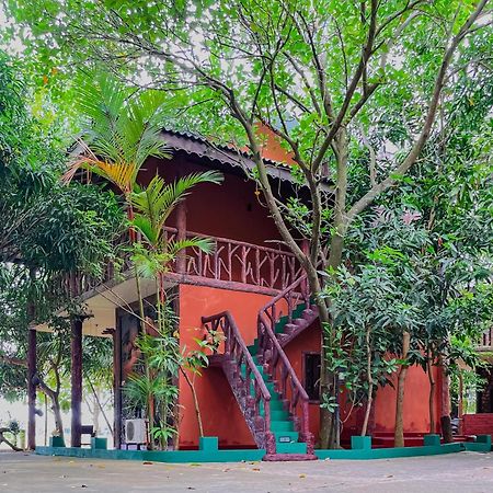 V Cabanas & Yala Safari Place Tissamaharama Zewnętrze zdjęcie