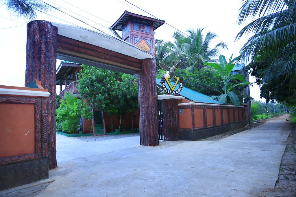 V Cabanas & Yala Safari Place Tissamaharama Zewnętrze zdjęcie