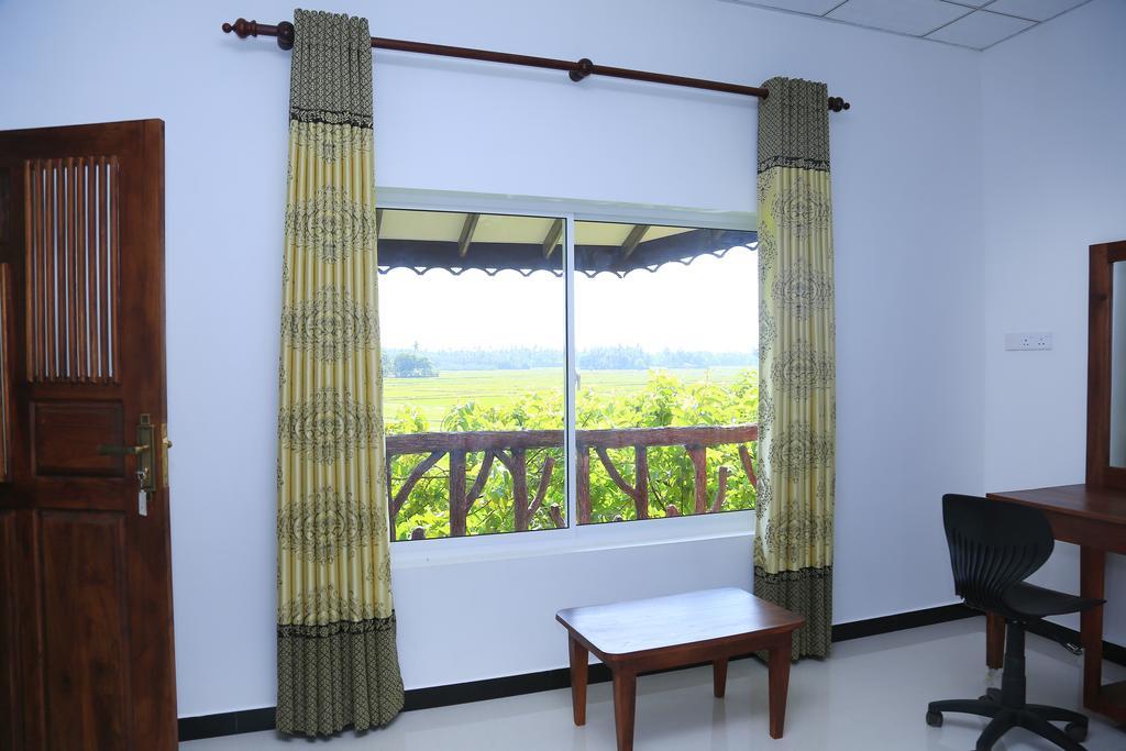 V Cabanas & Yala Safari Place Tissamaharama Zewnętrze zdjęcie