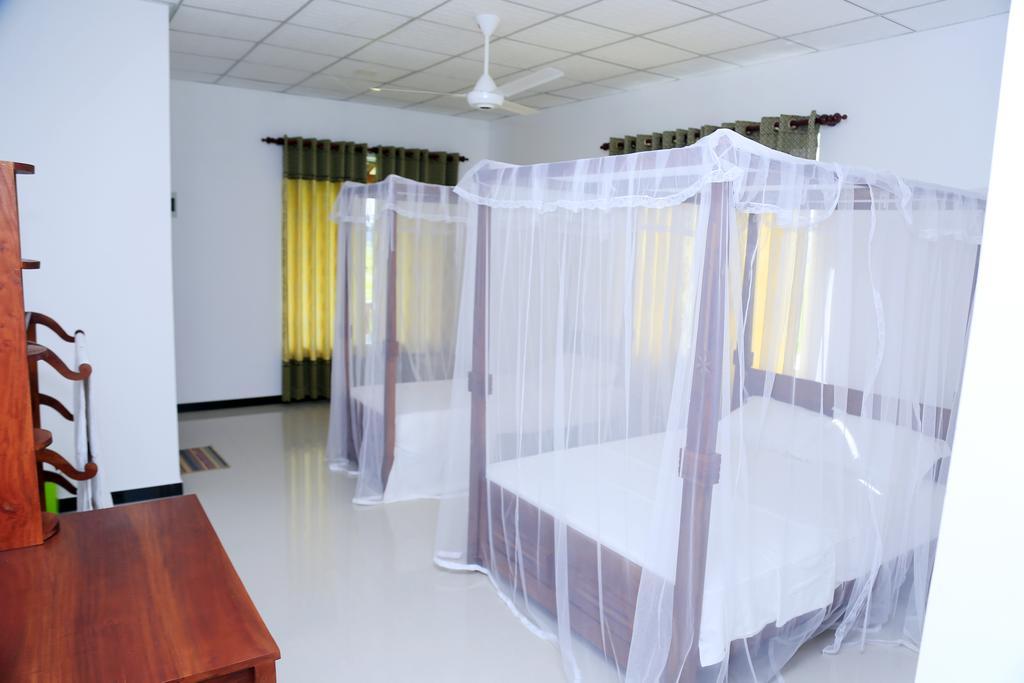 V Cabanas & Yala Safari Place Tissamaharama Zewnętrze zdjęcie